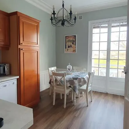Le Pied Mersois Apartment *